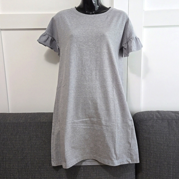 Like New Ruffle Sleeve Dress - Picture 1 of 3